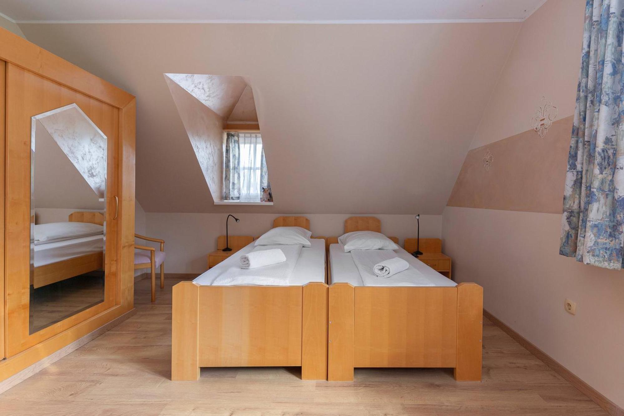 Hotel Burger Venise Recica ob Savinji Buitenkant foto