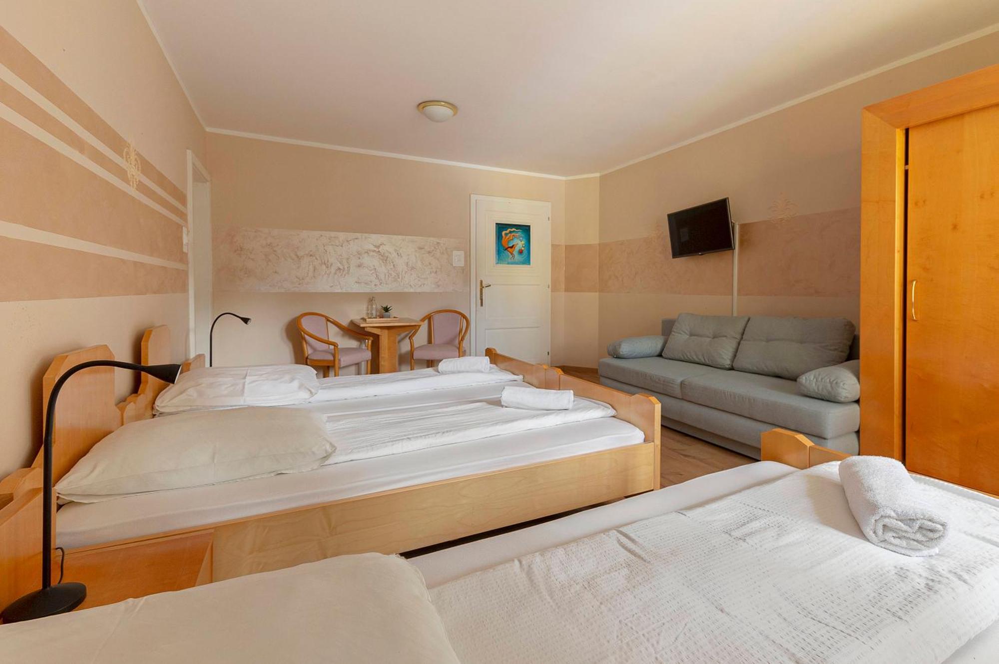 Hotel Burger Venise Recica ob Savinji Buitenkant foto